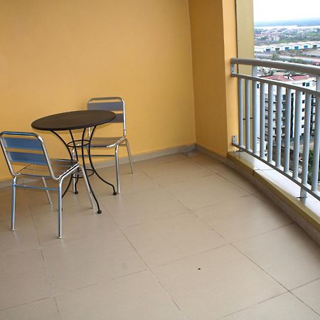 Residence Le Carat Bonapriso Douala Esterno foto