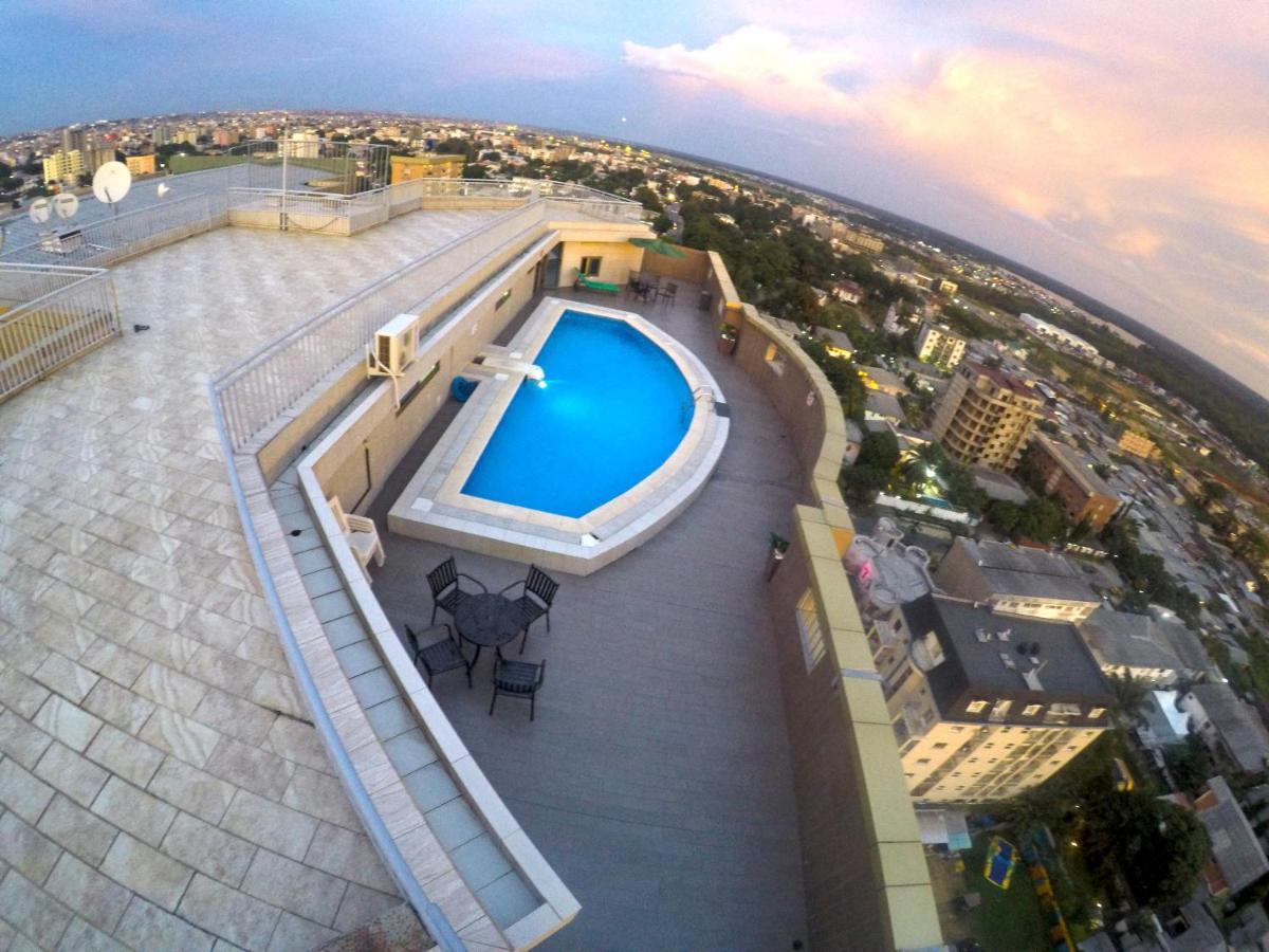 Residence Le Carat Bonapriso Douala Esterno foto